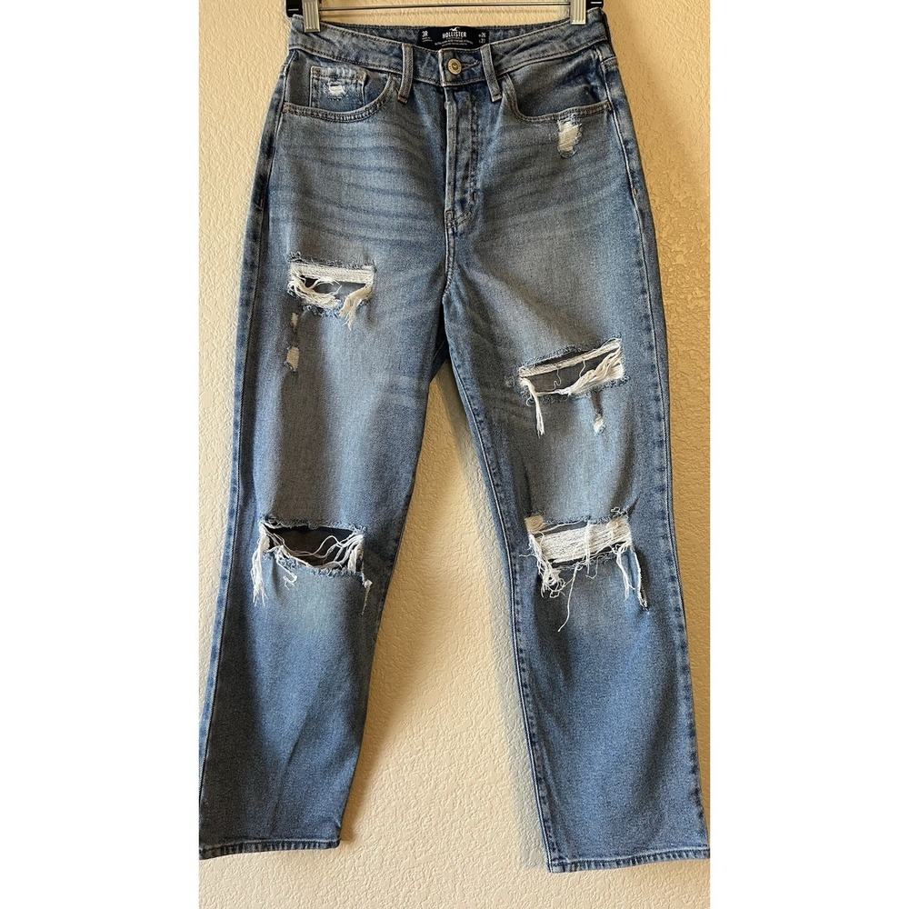 Hollister Jeans Women's Size 3R 26x27 Straight Leg High Rise Distressed. A0018
